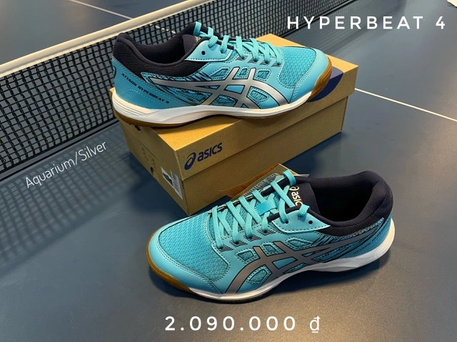 Giày thể thao bóng bàn Asics HyperBeat 4 1 Giày thể thao bóng bàn Asics HyperBeat 4 là sự lựa chọn tuyệt vời cho những người yêu thích thể thao, muốn tìm kiếm một đôi giày chất lượng và thời trang